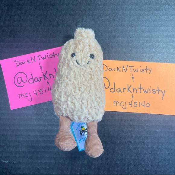 BNWT JELLYCAT AMUSEABLE PEANUT - Picture 8 of 16